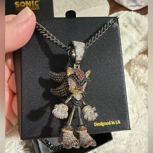 SONIC THE HEDGEHOG X KING ICE - SHADOW NECKLACE